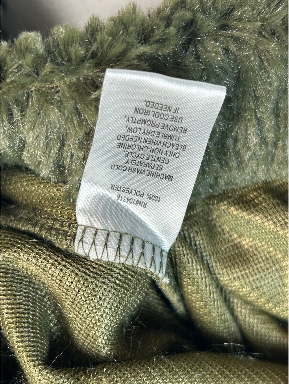 derek heart Olive Green Faux Fur Cropped Hooded Jacket Size 1X - Picture 3 of 4